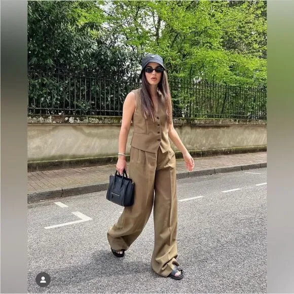 Zara dark Tan/ slightly Green slouchy trousers - Picture 3 of 16